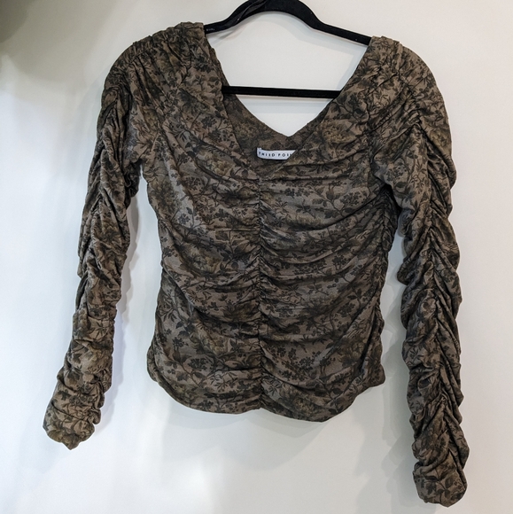 Third Form Ruched Top - Picture 8 of 8